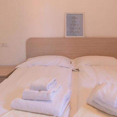 Prestige Garda Home - Ai Cappuccini 佩斯基耶拉德加达 外观 照片