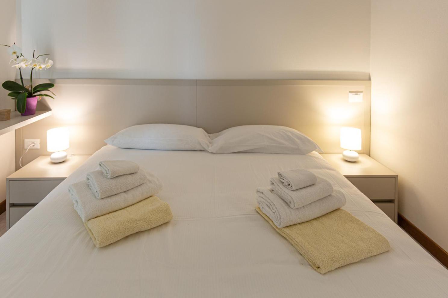 Prestige Garda Home - Ai Cappuccini 佩斯基耶拉德加达 外观 照片